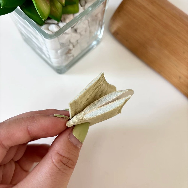 Self-stick Sponge Heel Grips S - Sneaker Care review and price